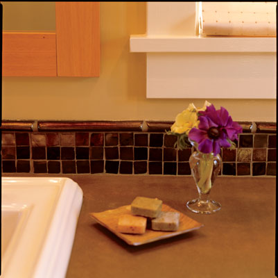 
SlateScape, a fiber-cement based product, creates a look of sustainable elegance.

